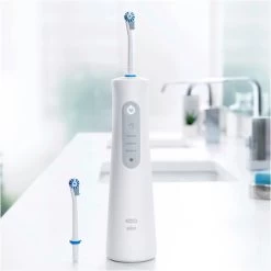 Braun Oral-B AquaCare 6, Mundpflege 22 Braun Oral-B AquaCare 6, Mundpflege -Haushaltsgeräte-Highlights Braun Oral B AquaCare 6 Mundpflege@@1856340 9