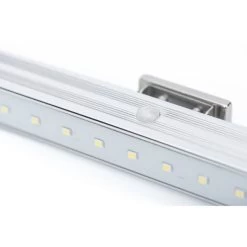Digitus LED-Leuchte Für Serverschränke 15 Digitus LED-Leuchte Für Serverschränke -Haushaltsgeräte-Highlights Digitus LED Leuchte f r Serverschr nke@@1831459 4